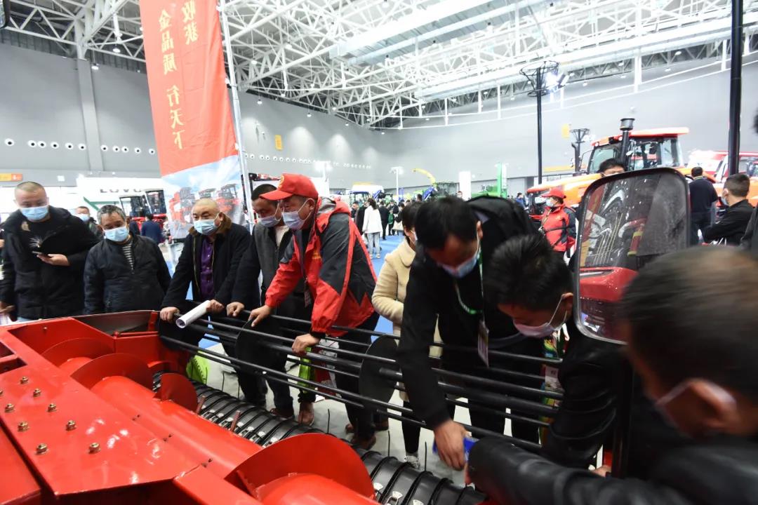 網(wǎng)聚農(nóng)機(jī)人的力量!鄭州中聯(lián)用戶俱樂(lè)部正式成立